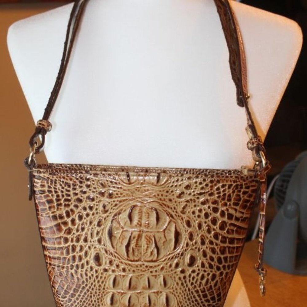 **AUTHENTIC** BRAHMIN MINI QUINN LEATHER CROSSBODY BUCKET BAG TOASTED ALMOND